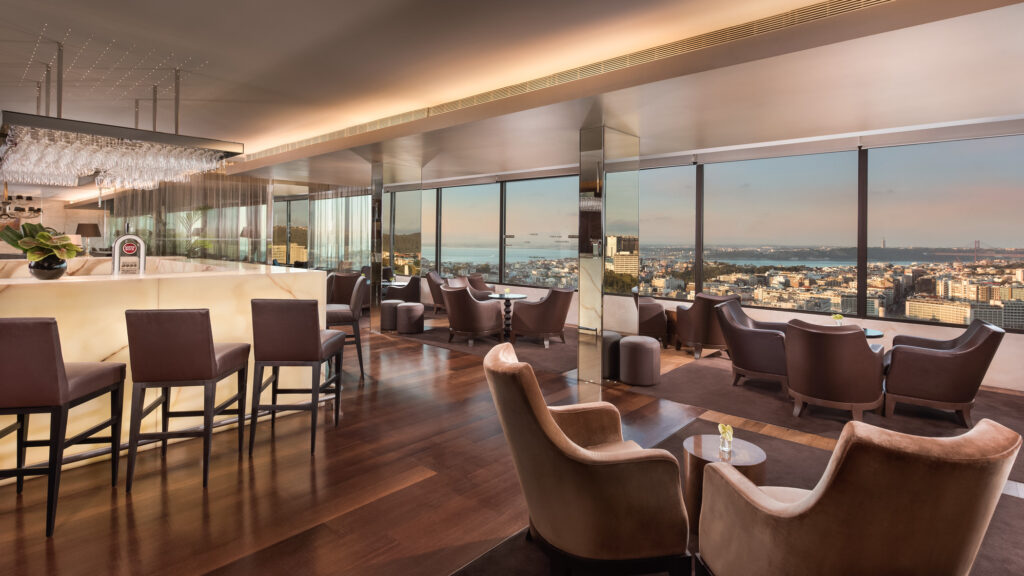 The Sheraton Hotel and Spa Lisbon - Panorama Bar